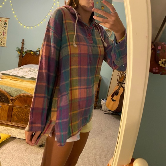 vintage rainbow flannel button up hoodie! - Picture 7 of 9